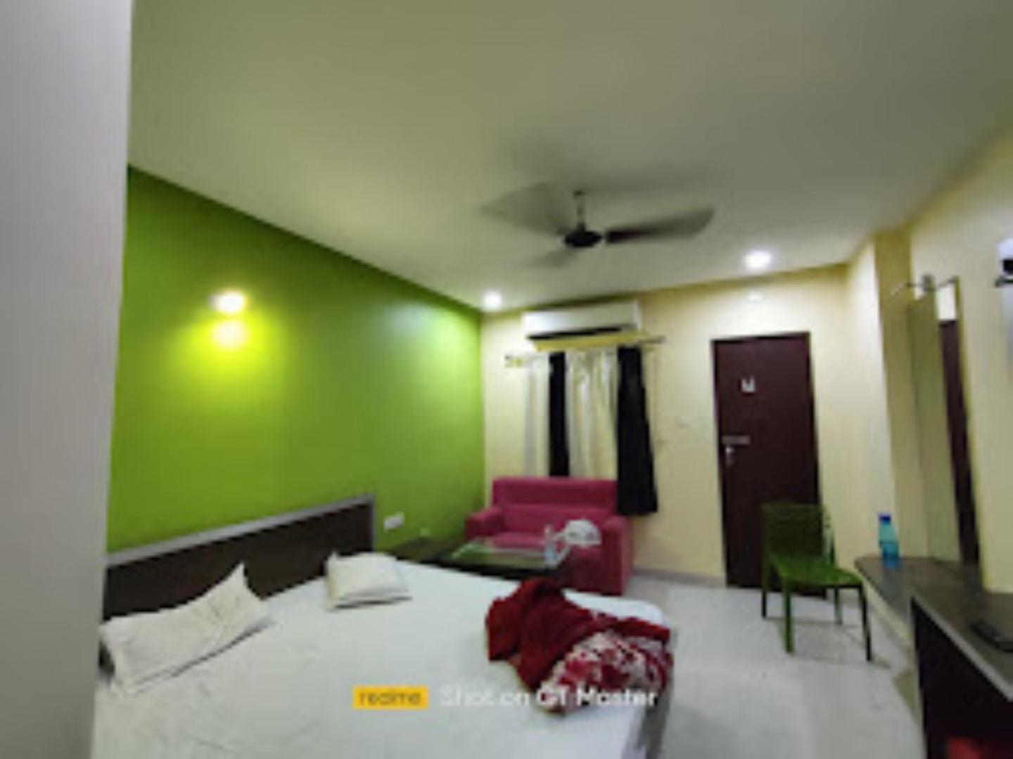 Gadadhar Resort 푸리 외부 사진